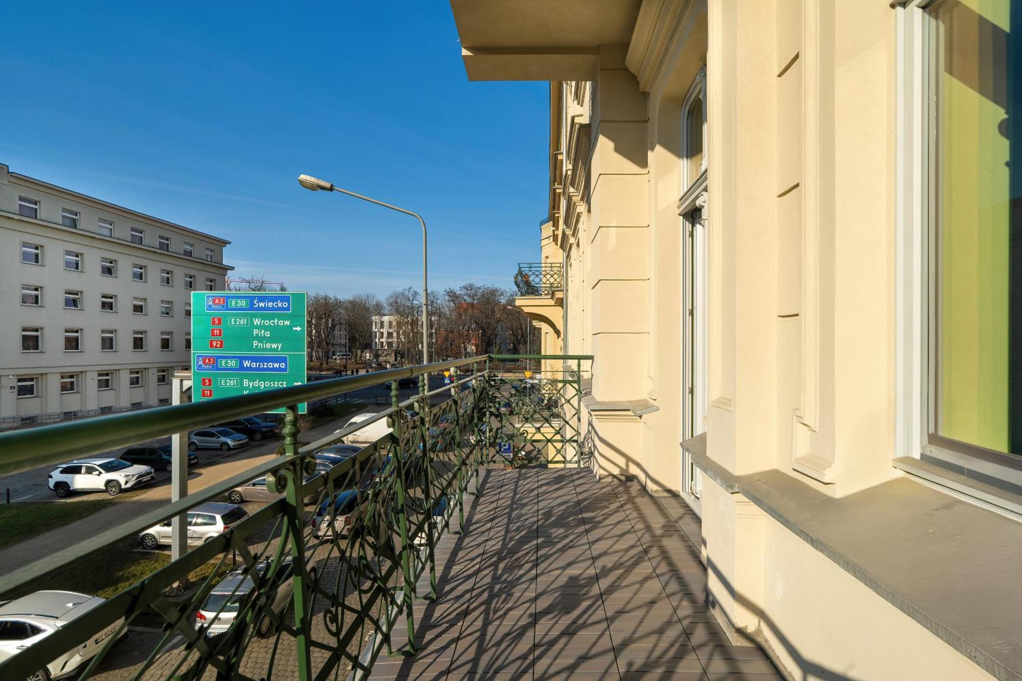 Stylowe W Centrum Poznania By Renters Апартаменти